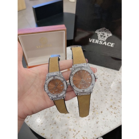 Đồng hồ nữ Hub mặt tròn đính viền đá dây cao su thơm vani cao cấp DHN601 - Shop6906