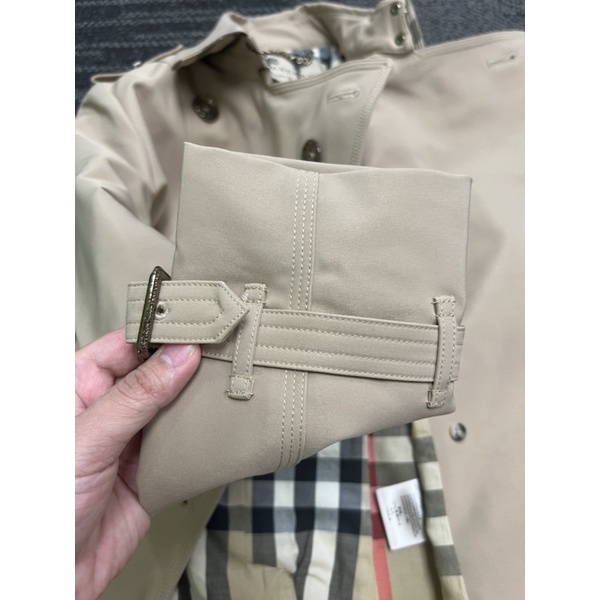 Áo khoác măng tô bbr kaki dáng ngắn QCCC