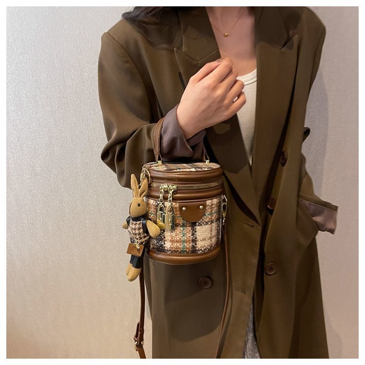 Túi Xách Đeo Vai Hình Trụ Phong Cách Thời Trang Mới Cho Nữ