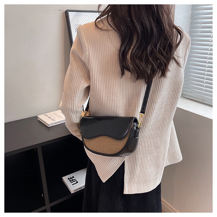 Túi Xách JASMIN NOIR Đeo Chéo Chất Liệu Da PU Hình Yên Ngựa Cho Nữ