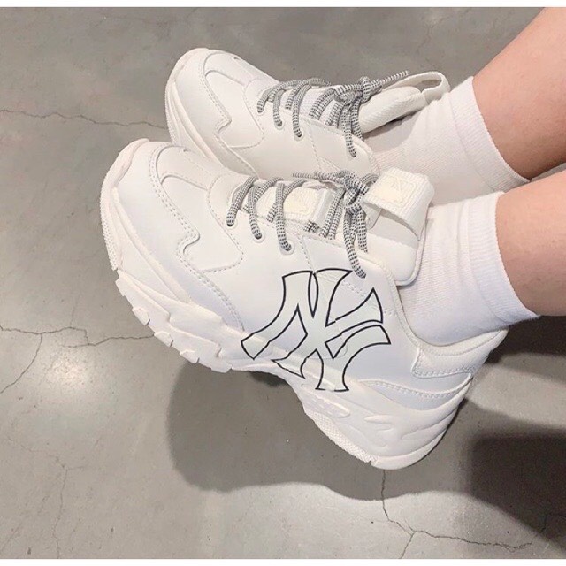 Giày Sneaker MLB Chunky NY Trắng, Giày Thể Thao Yankees Chữ Vàng Nam Nữ Da Bò Đế Độn 2 Lớp Cao Cấp Full Size V380