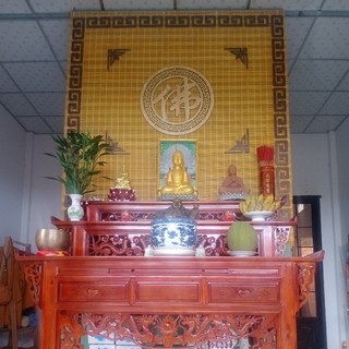 Hoa văn trang trí bàn thờ + đèn thờ