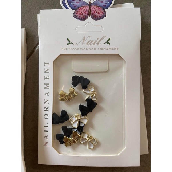 Cham trang trí móng tay có 7 mẫu