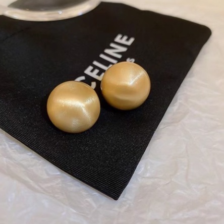 Bông tai tròn nút vàng