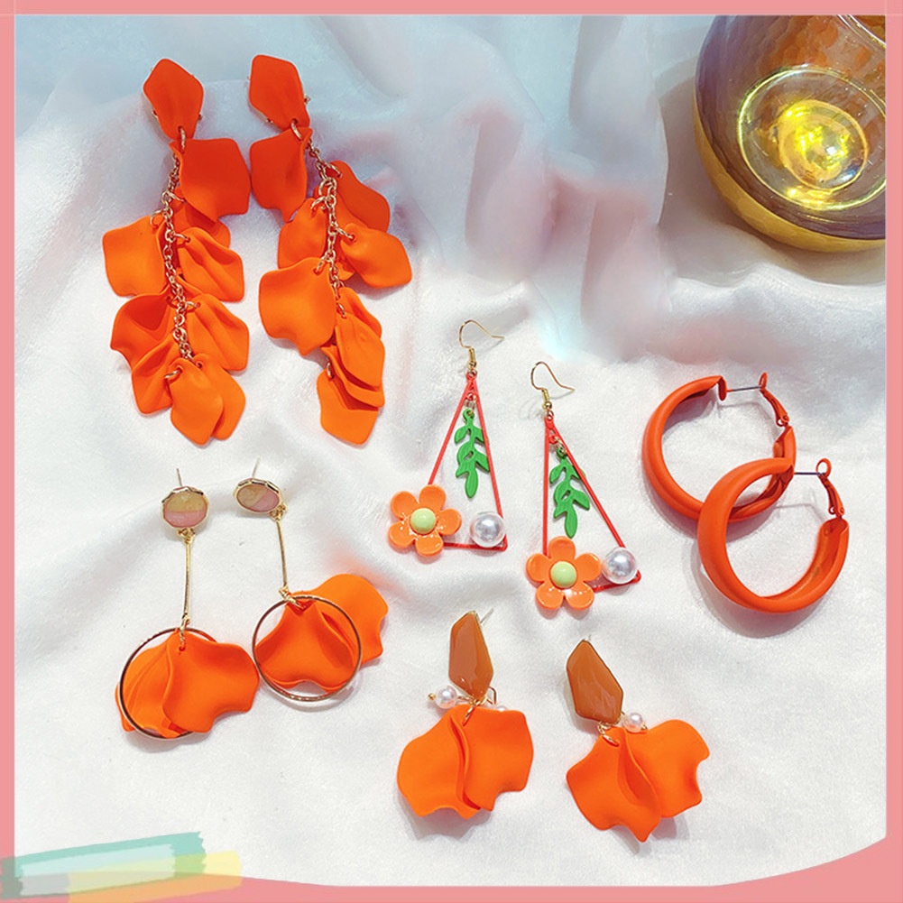 Đôi Khuyên Tai Hình Hoa Đính Kim Cương Giả Thời Trang Cho Nữ