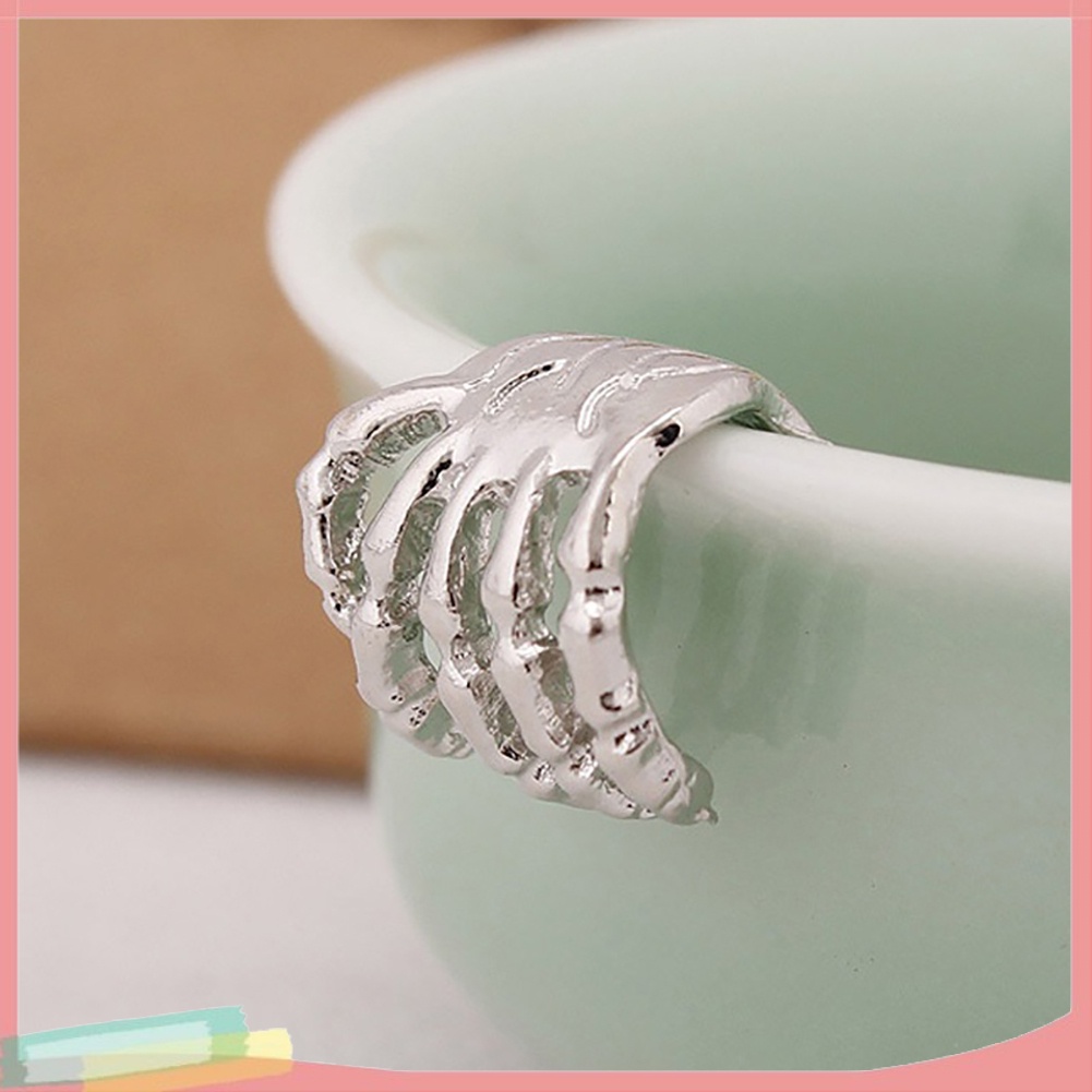 Khuyên kẹp vành tai hình bàn tay xương phong cách cá tính thời trang