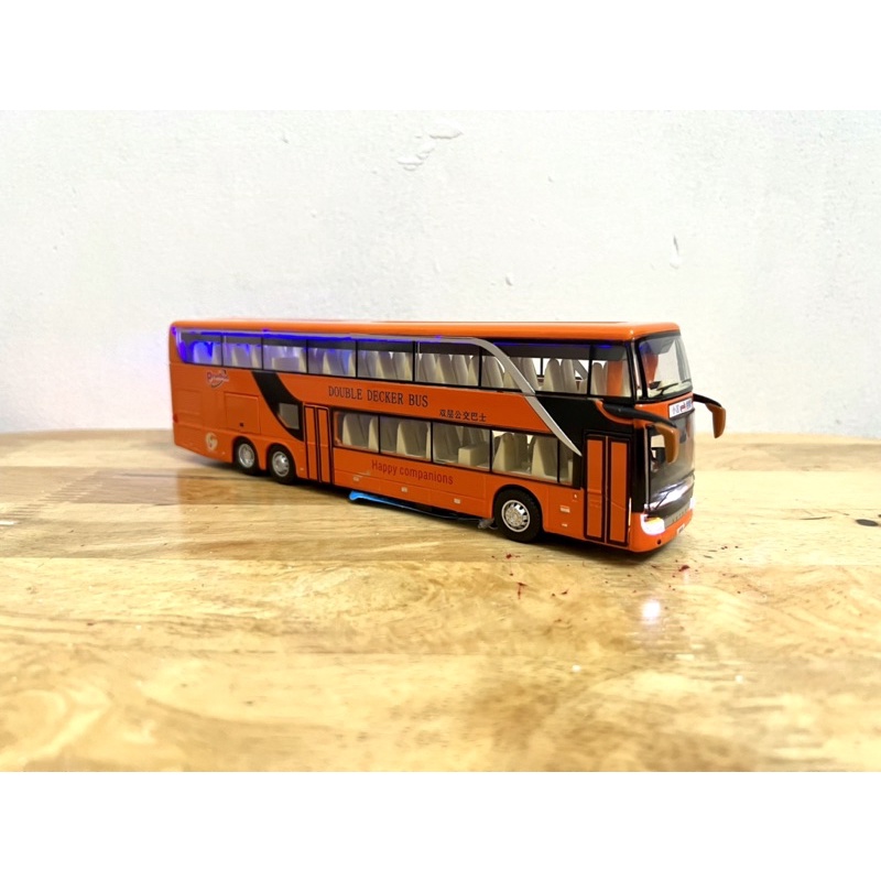 Mô hình xe bus Setra S431 DT tỷ lệ 1:32