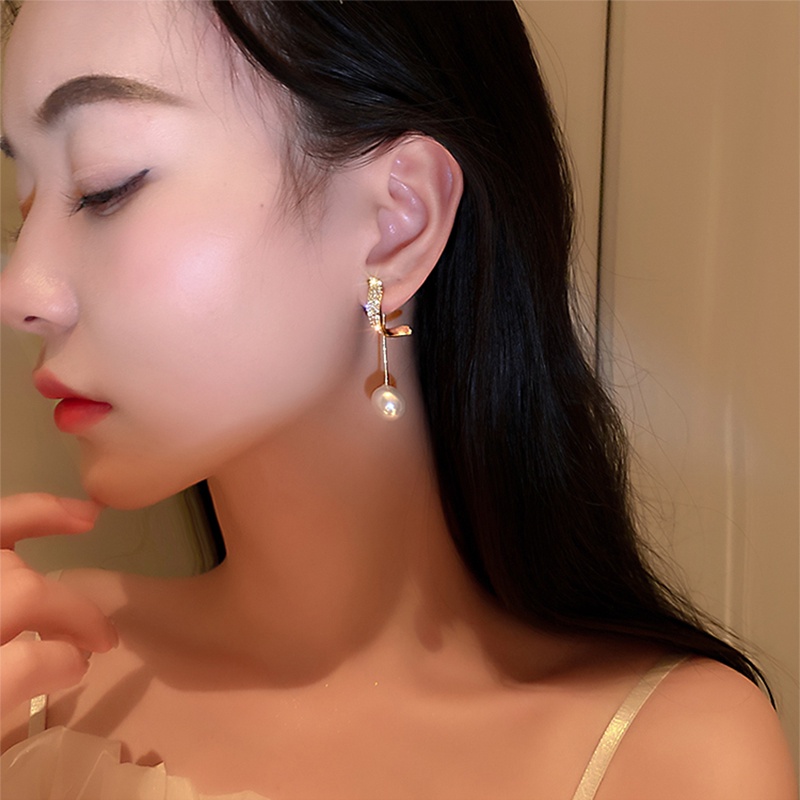 Bông Tai Dáng Dài Đính Ngọc Trai Thời Trang Thanh Lịch Cho Nữ