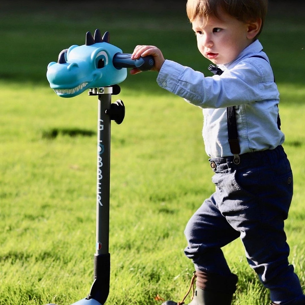 Bạn đồng hành Globber Scooter Friend - Đầu khủng long xanh dương