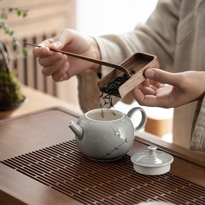 Ấm Trà Sứ Tráng Men Tro Tay Cầm Kiểu Nhật Bản Chuyên Dùng