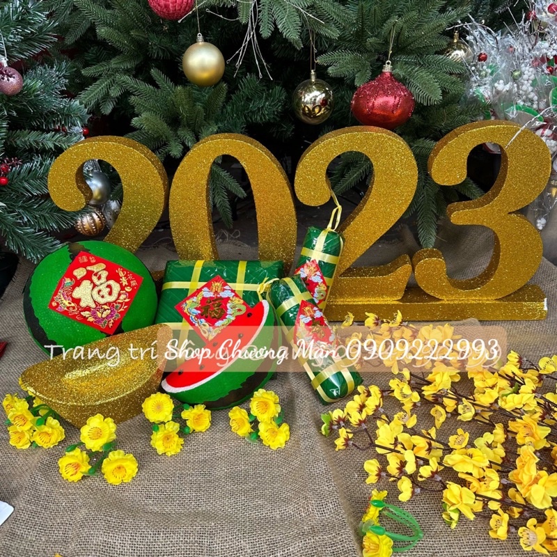 Combo Bánh Chưng Bánh Tét Dưa Hấu Thỏi Vàng Trang Trí Tết Việt