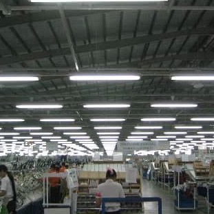 Bóng đèn led bán nguyệt 1m2 đầu vuông 60w ánh sáng trắng