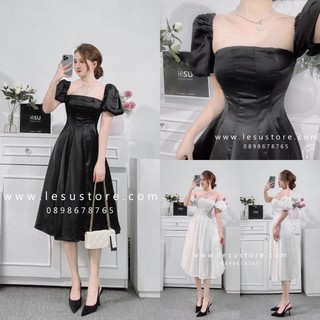 ẢNH TỰ CHỤP Đầm midi lụa xòe cổ vuông tay bồng