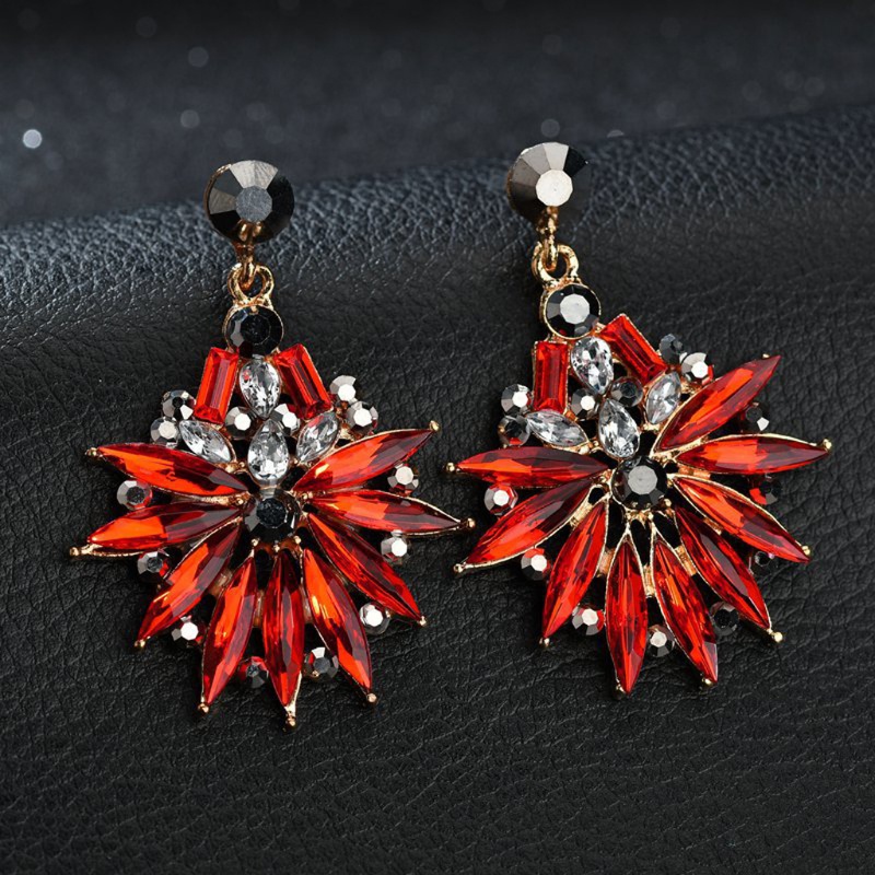 Bông Tai Hình Giọt Nước Đính Đá Pha Lê Trong Suốt Sang Trọng Thời Trang Cho Nữ