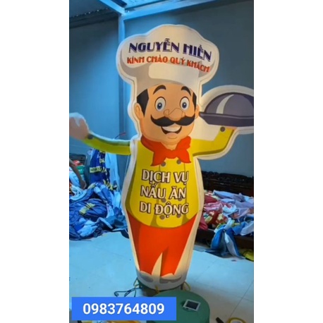 rối hơi vẫy tay quảng cáo
