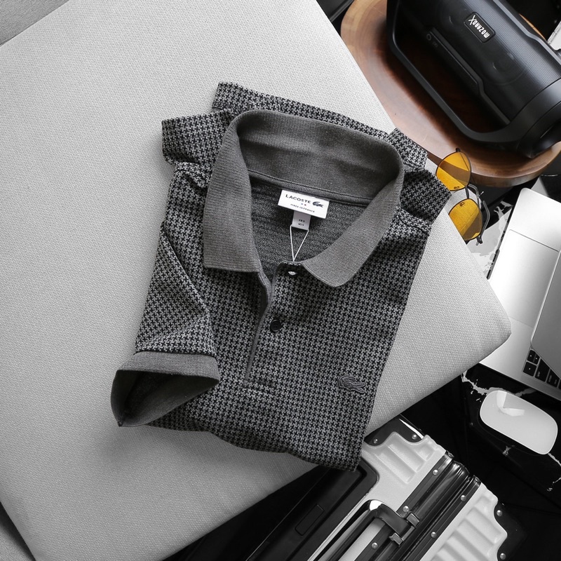 Áo Polo cá sấu monogram