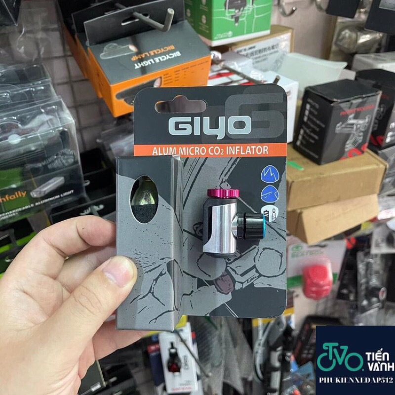 Đầu bơm CO2 xe đạp Giyo