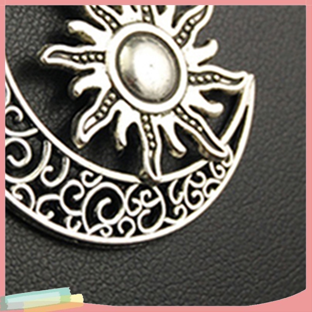 Dây Chuyền Hình Mặt Trăng Và Mặt Trời Phong Cách Cổ Điển Dành Cho Cả Nam Và Nữ