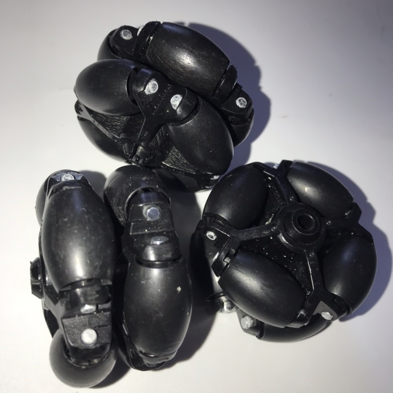 Bánh xe đa hướng.