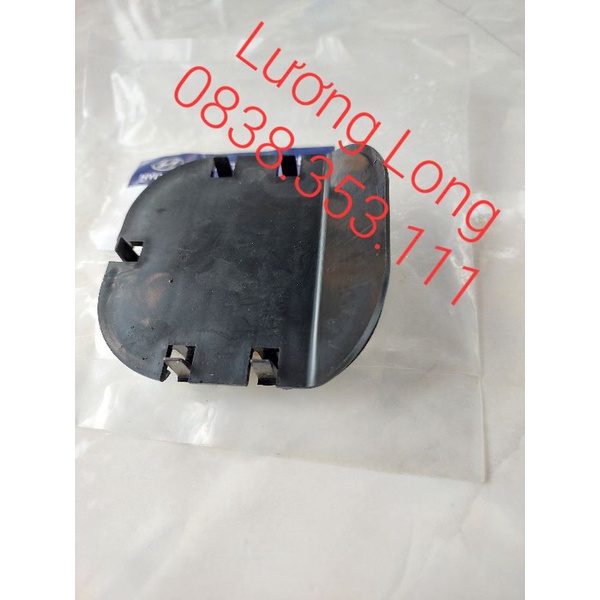 Nắp Che Bu Lông Chân Hốp Số Hyundai I10