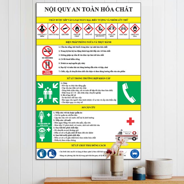 Bảng nội quy an toàn hóa chất bằng mica kích thước 40x60cm