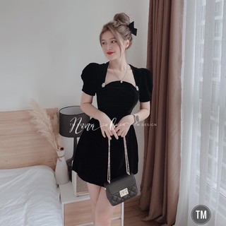 Đầm nhung cổ vuông gắn tag đá