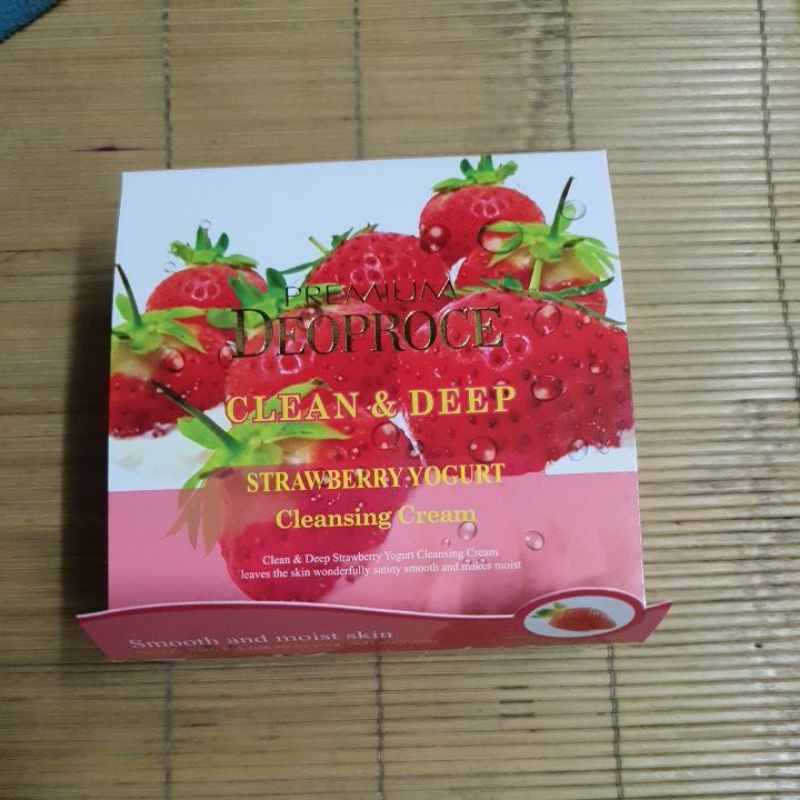 Kem massa Deo vị dâu tây