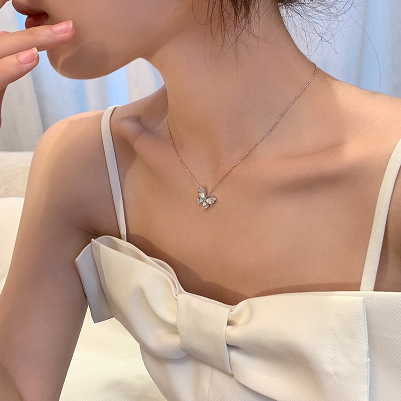 Vòng cổ Mặt Hình Bướm Đính Đá Sang Trọng JP5