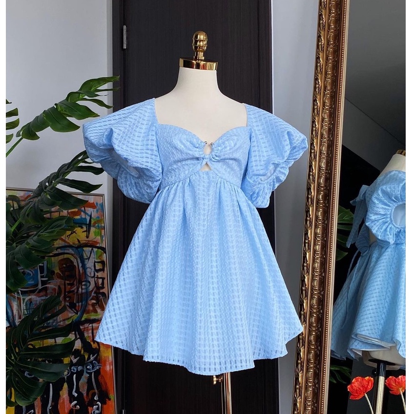  Đầm xoè babydoll SheByShj tay phồng hở lưng màu xanh dương - Blue Hazel Dress