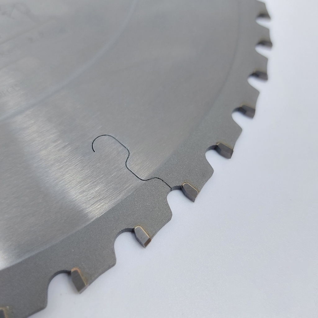 Lưỡi cắt sắt hợp kim 255mm 50 răng SENKA dùng cho Máy điều chỉnh tua chậm