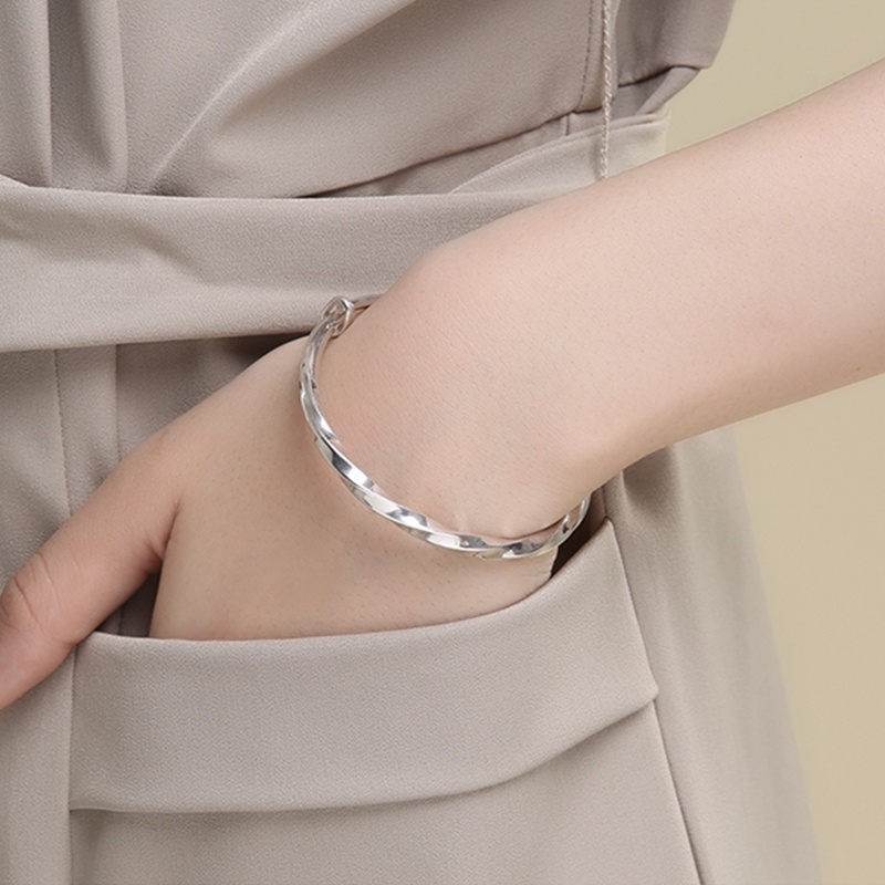 Vòng Đeo Tay Dạng Xoắn Mobius Phong Cách Mới Đơn Giản Ins Niche Thiết Kế Hình Tròn Gợn Sóng Không Đầu Trái Tim