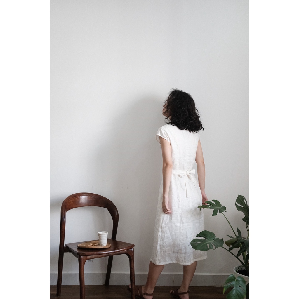 Đầm tay ngắn nữ Linen tưng cao cấp thêu tay thời trang Linen