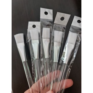 Cọ quét mặt nạ cán trong