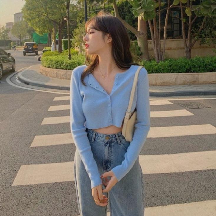 Áo thun croptop MADELA dài tay có cúc dáng ôm, croptop cổ tròn dài tay khoá cúc ⚡