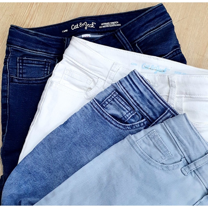 Quần jean lửng bé gái