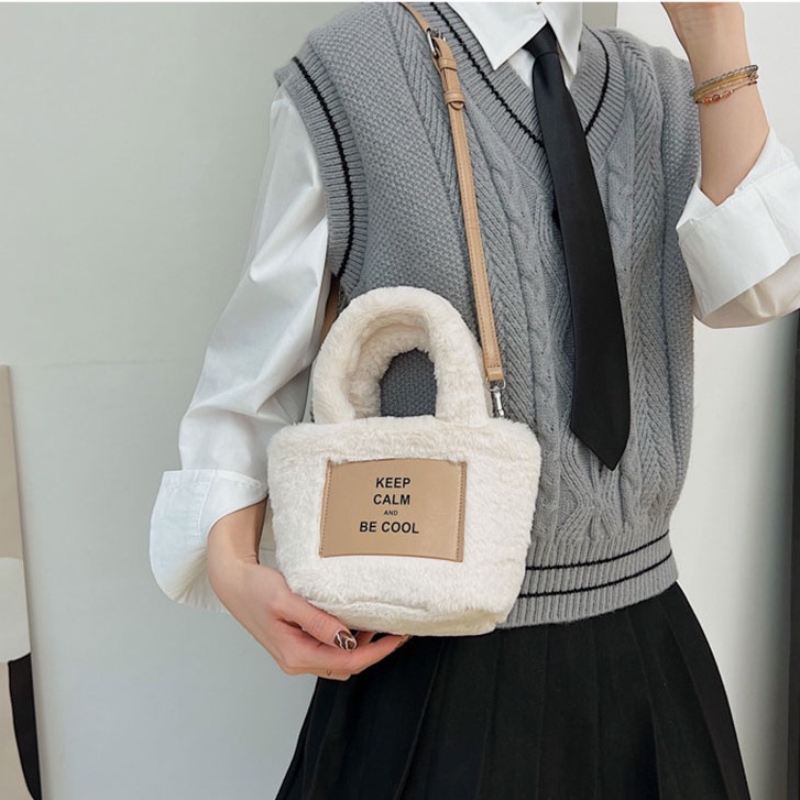 Túi đeo chéo YADOU phối lông thiết kế đơn giản thời trang mùa thu cho nữ