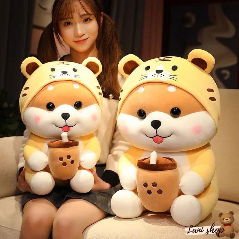 Gấu Bông Chó ShiBa Cosplay Cọp, Hổ ôm Trà sữa - Gấu Bông Nhập Khẩu Cao Cấp