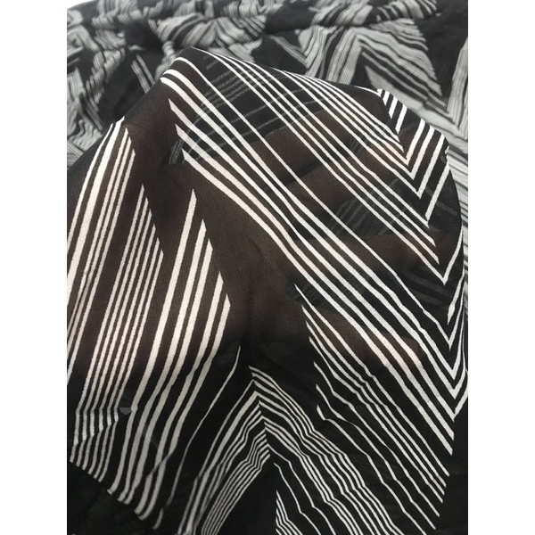 Vải voan họa tiết đen trắng mềm mỏng nhẹ nhàng may đầm váy, áo sơ mi ,áo kiểu