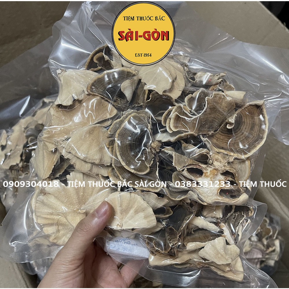 Nấm Vân Chi Sấy Khô 200gram (Tặng kèm táo đỏ, kỉ tử) Hộp Đẹp Thích Hợp Làm Quà Biếu