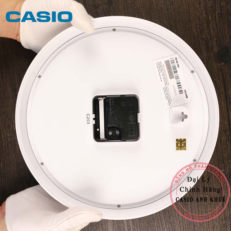 Đồng hồ treo tường Casio IQ-05-7DF trắng ( đường kính 25cm)