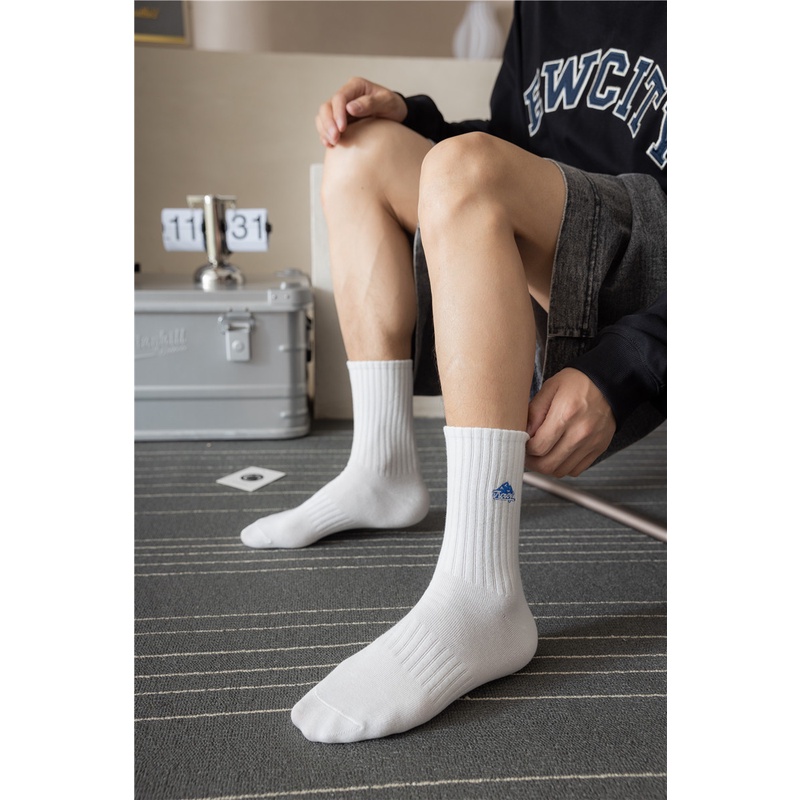 Tất nam nữ thêu MOUNT TROREY