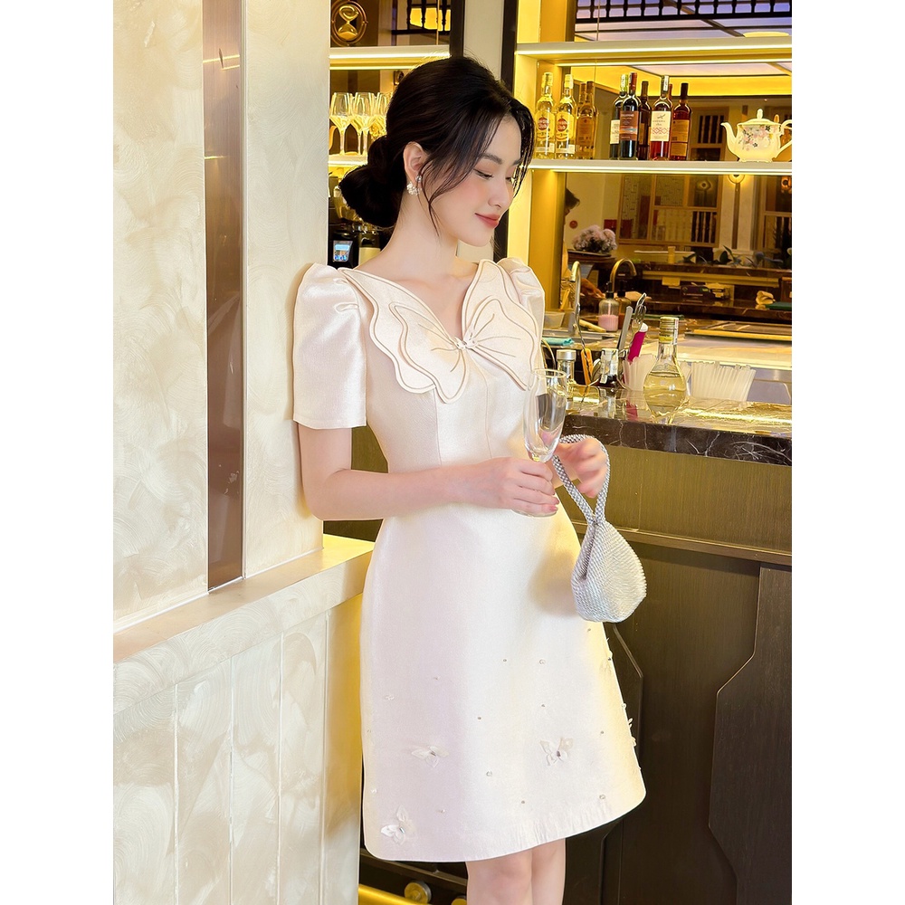 Đầm Dự Tiệc Màu Trắng Be Meadow Dress By Rimmy Thêu Đính Kết Tỉ Mỉ