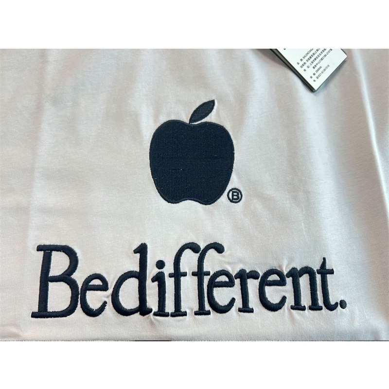 Áo Thun Ba8len88- * Tay Ngắn Thêu Chữ Apple Chất Lượng Cao