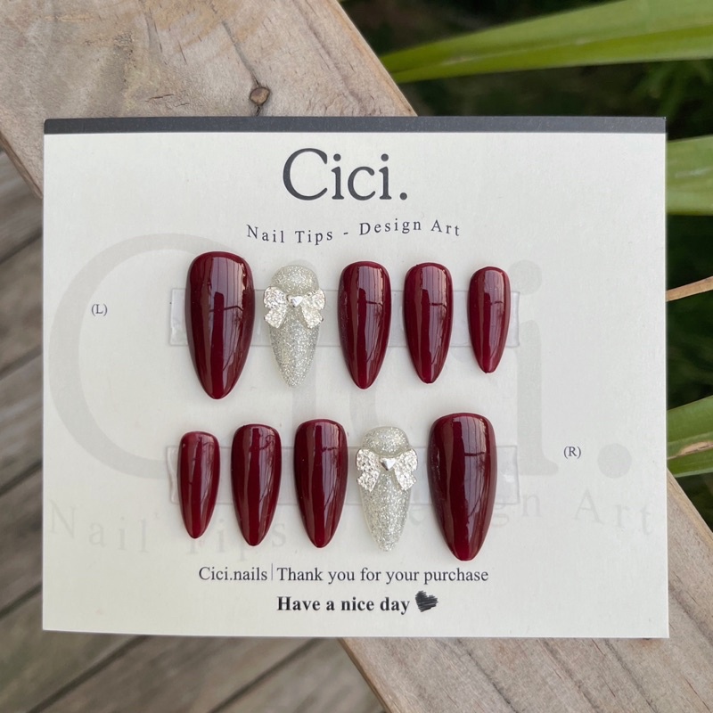 Nailbox Sơn Gel Đỏ Chơi Tết Đính Charm Nơ Cao Cấp Mix Nhũ Trắng
