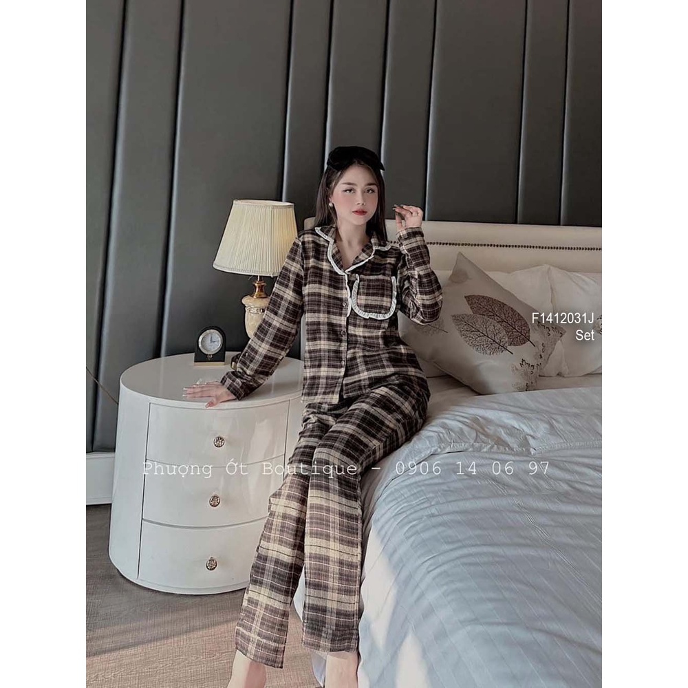 Set bộ kẻ caro nâu dài áo một túi cổ phối viền bèo tay dài!