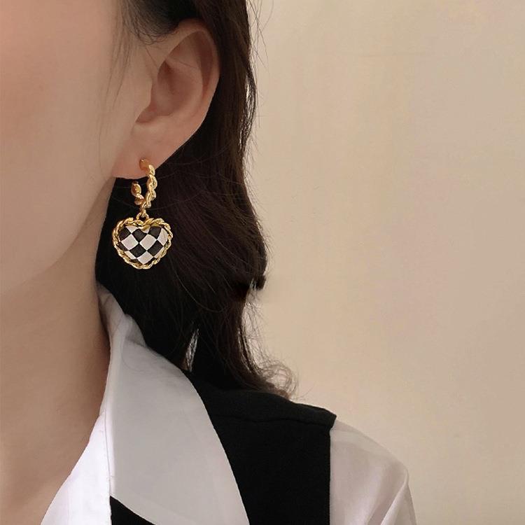 Bông Tai Hình Bảng Đen Trắng Phong Cách Hàn Quốc Thời Trang Cho Nữ