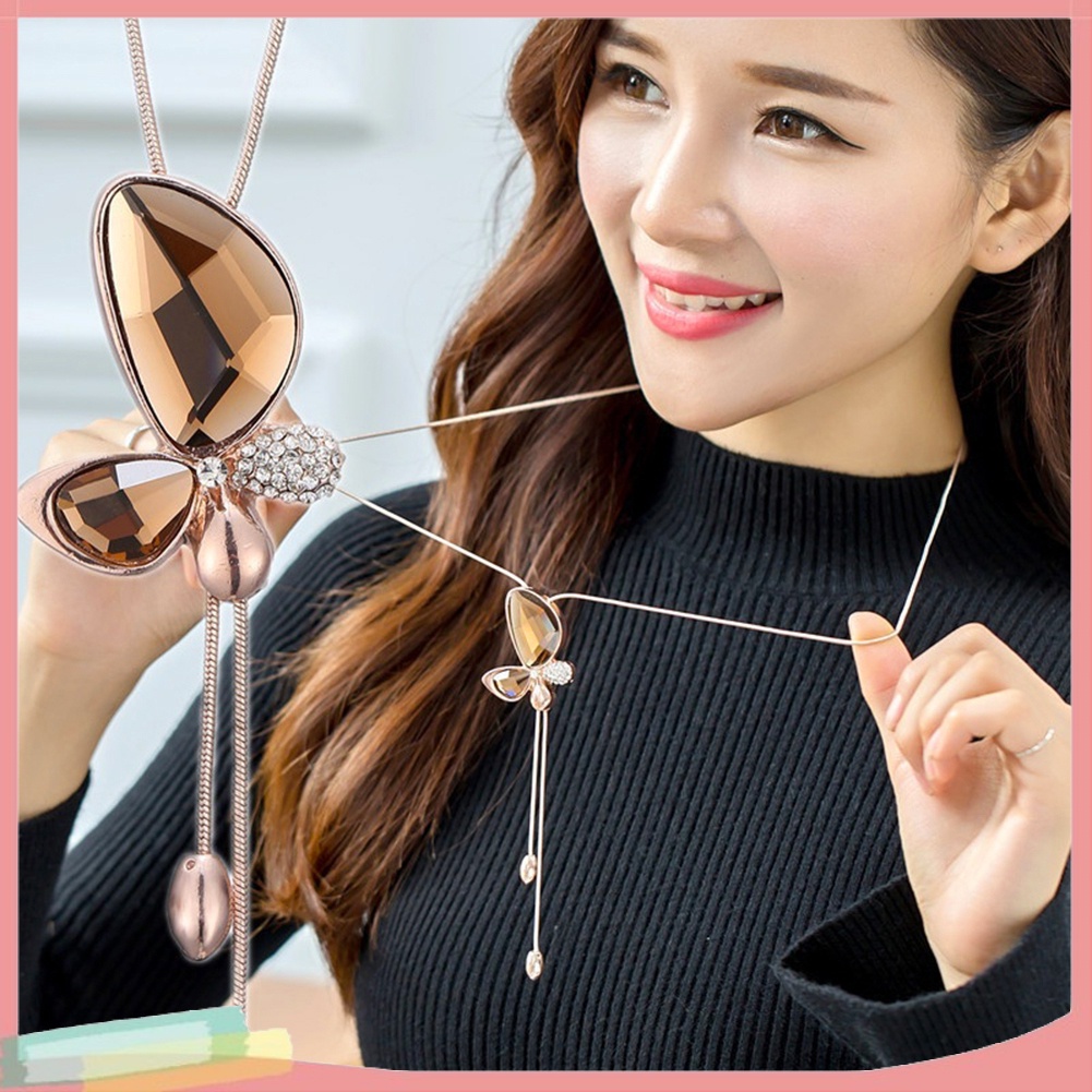 Vòng Cổ Mặt Bướm Đính Đá Thời Trang