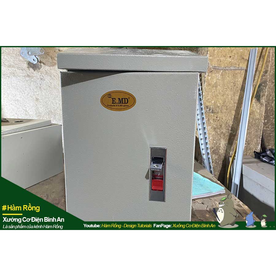Vỏ tủ điện ngoài trời EMD kích thước 30x20x15 sơn tĩnh điện màu xám