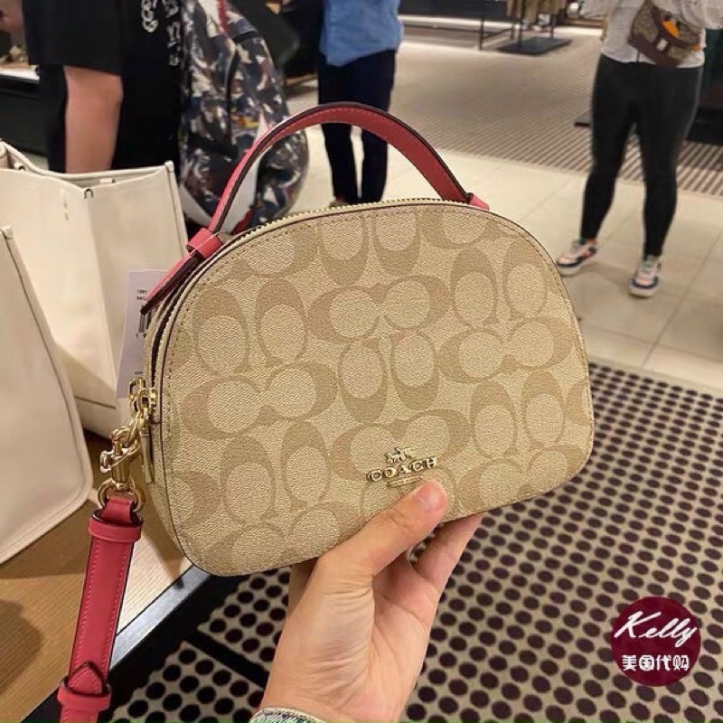 Túi dáng bầu xuất xịn xinh yêu