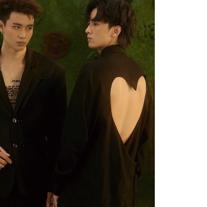 BLANKESPACE Áo Sơ Mi Tay Dài Wed Shirt Cotton Lụa Cắt Layer Trái Tim Sắc Nét Thời Trang Nam Nữ Unisex